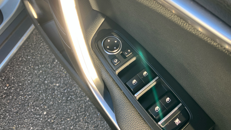 Kia Xceed 1.0T GDi ISG Connect 5dr Petrol Hatchback